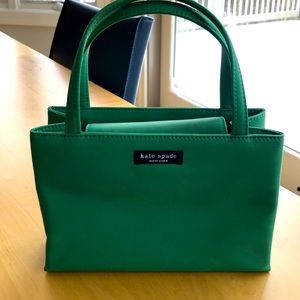 Small green Kate Spade bag, used once